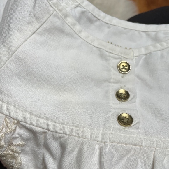 Oshkosh | White Embroidered Puff Sleeve Blouse | 18 Months - Picture 8 of 14